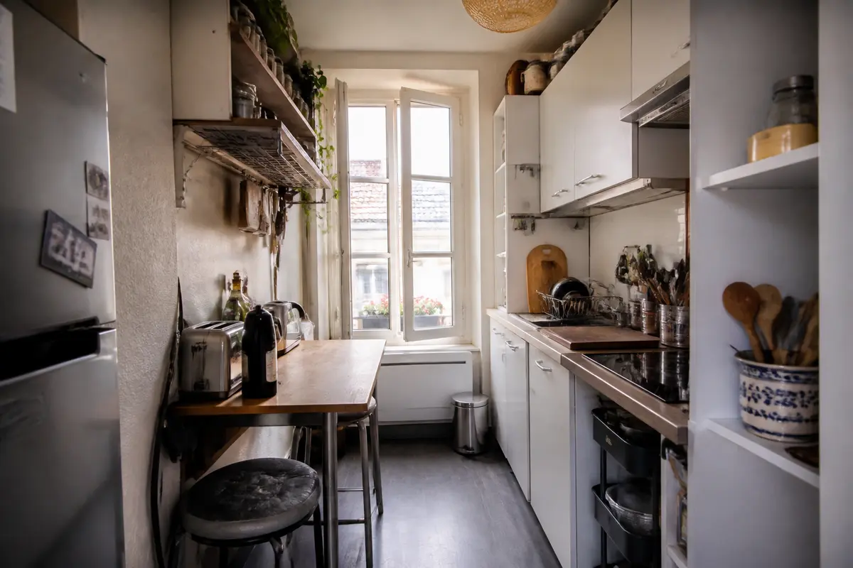 Aménagement petite cuisine 6m2 : 7 astuces pour gagner de l’espace !